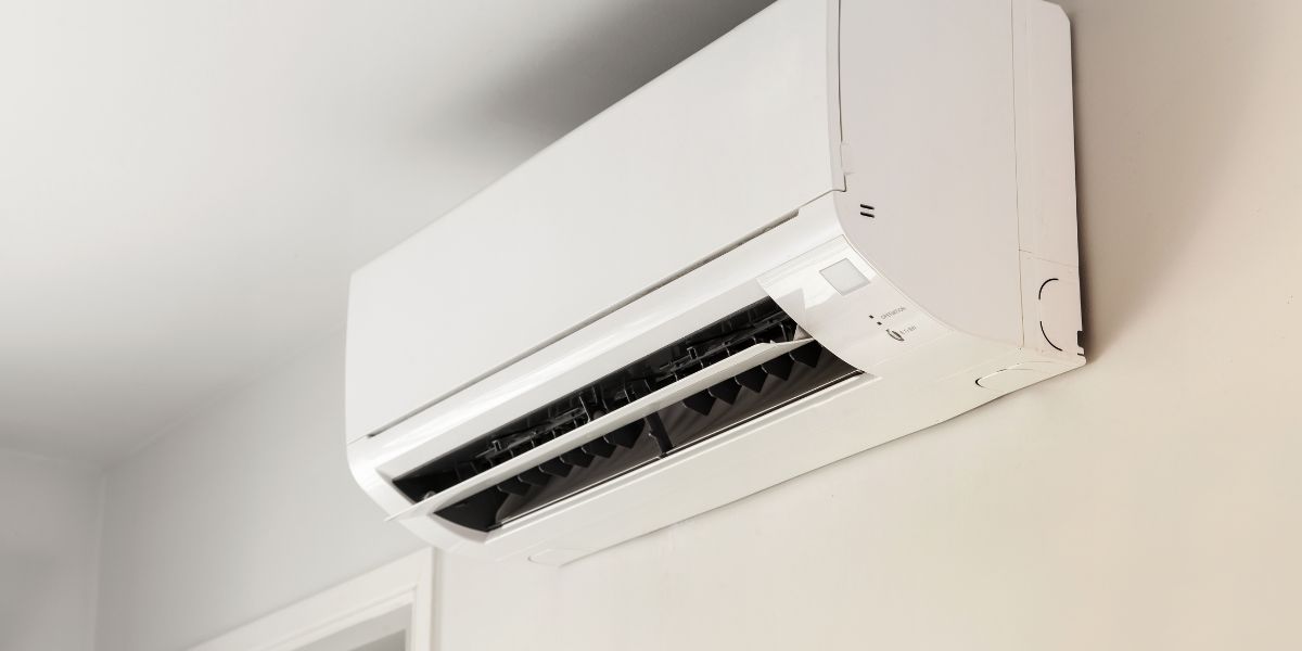 Tips to Do Simple Air Conditioner Maintenance at Home in Van Nuys